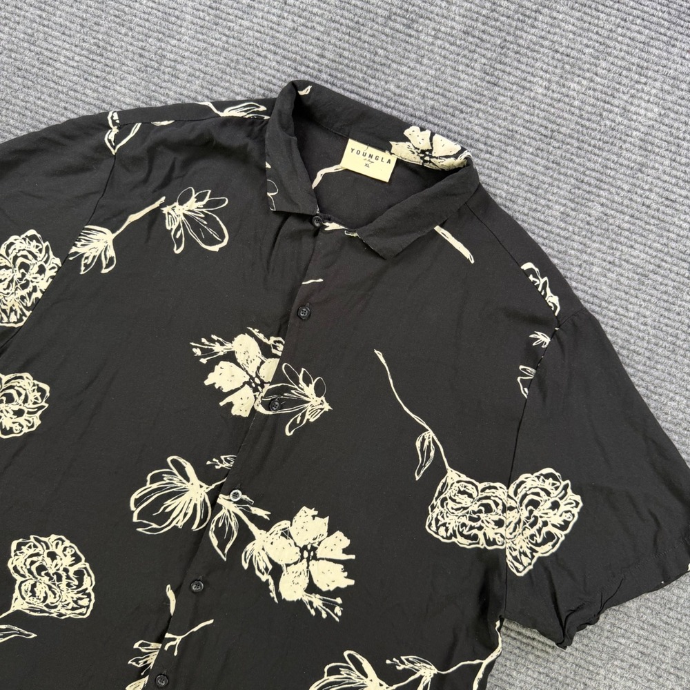 YoungLA Mens XL Black Floral Viscose Short Sleeve Button Up Shirt Causal #445
